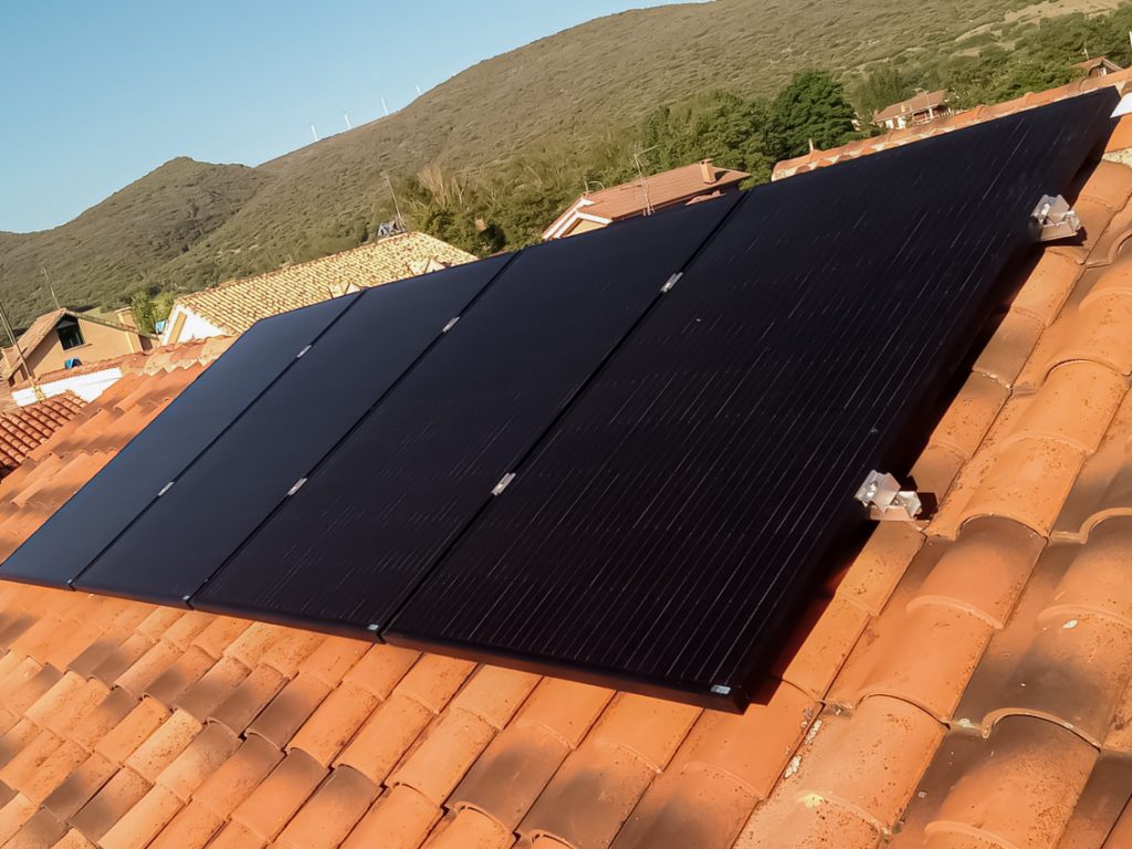Energía solar: el ahorro sigue siendo la principal motivación pero, tras el apagón, crecen la sostenibilidad y la independencia energética