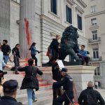 Juicio contra los activistas del clima: piden un año y nueve meses de prisión por defender nuestro derecho al futuro