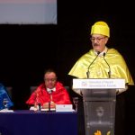 Saberlo bien y contarlo mejor: Nicolás Olea, doctor honoris causa
