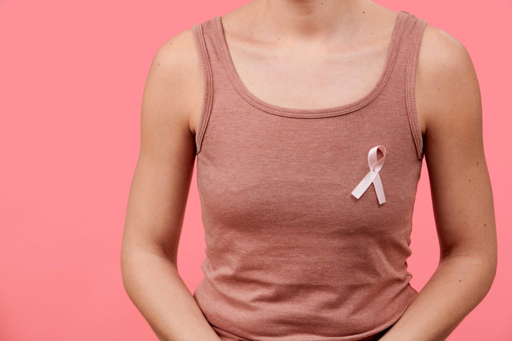Microciencia Renace ofrece reconstrucciones gratuitas de areola a mujeres que han superado el cáncer de mama