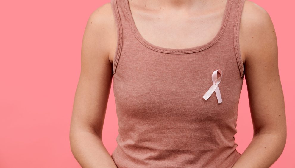 Microciencia Renace ofrece reconstrucciones gratuitas de areola a mujeres que han superado el cáncer de mama